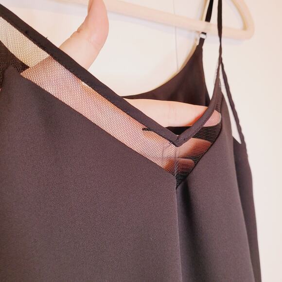 New Lulu's Womens Black Flowy Layered Vneck Camisole Top Size Small - Picture 5 of 11